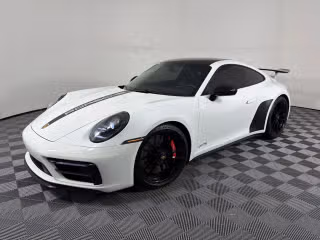 2024 Porsche 911 Carrera 4 GTS Coupe's photo