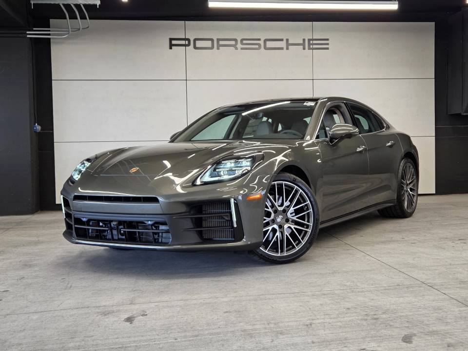 2026 Porsche Panamera