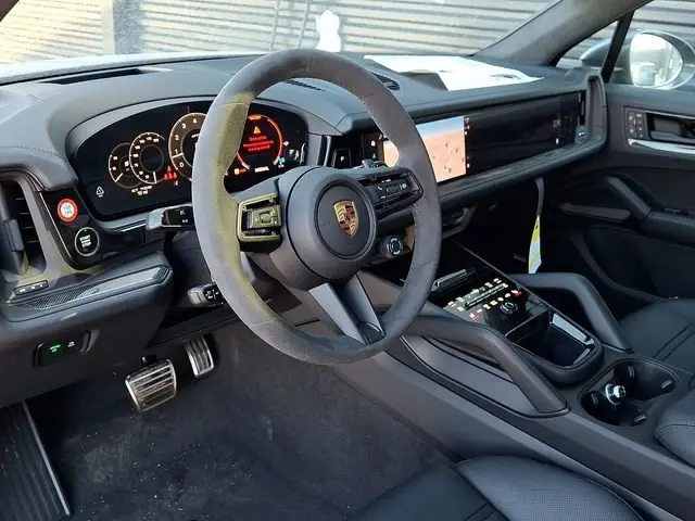 2026 Porsche Cayenne GTS - Photo 30
