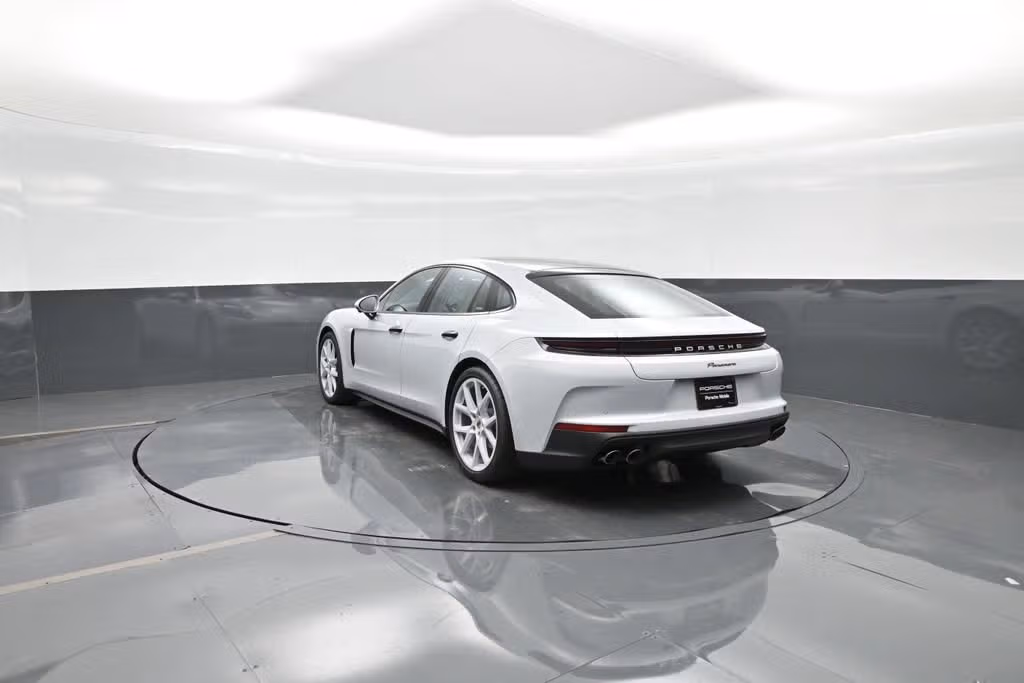 2025 Porsche Panamera Base - Photo 20