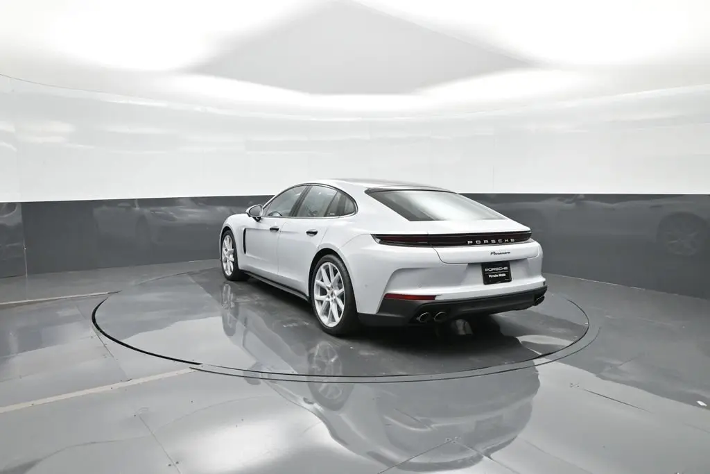 2025 Porsche Panamera Base - Photo 24