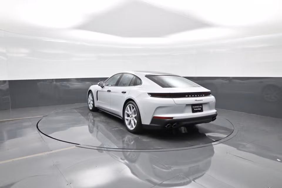 2025 Porsche Panamera Base - Photo 19