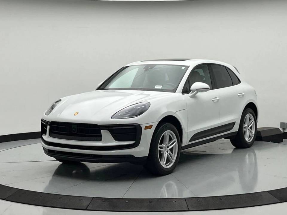 2024 Porsche Macan Base
