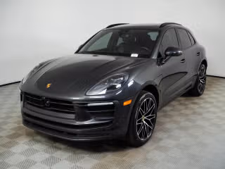 2023 Porsche Macan -'s photo