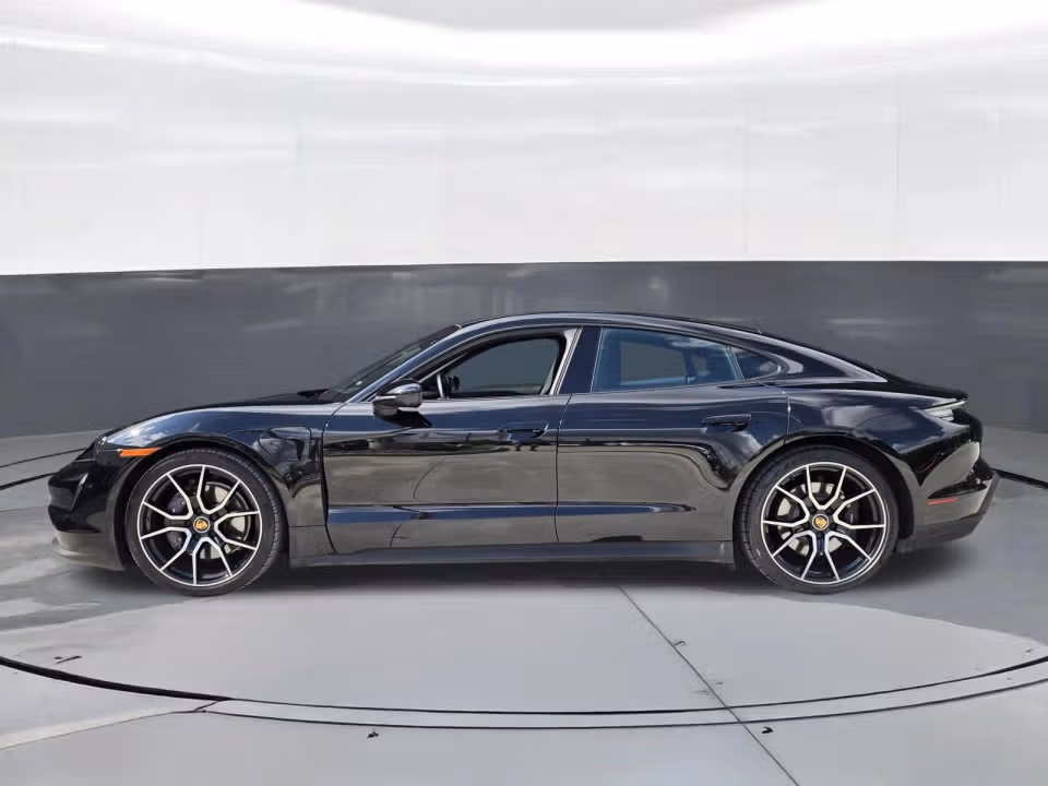 2024 Porsche Taycan Base - Photo 11