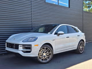2025 Porsche Cayenne Coup