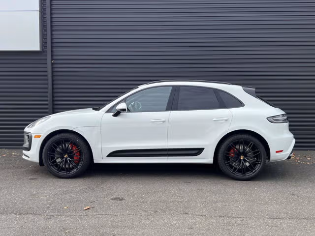 2026 Porsche Macan GTS - Photo 10