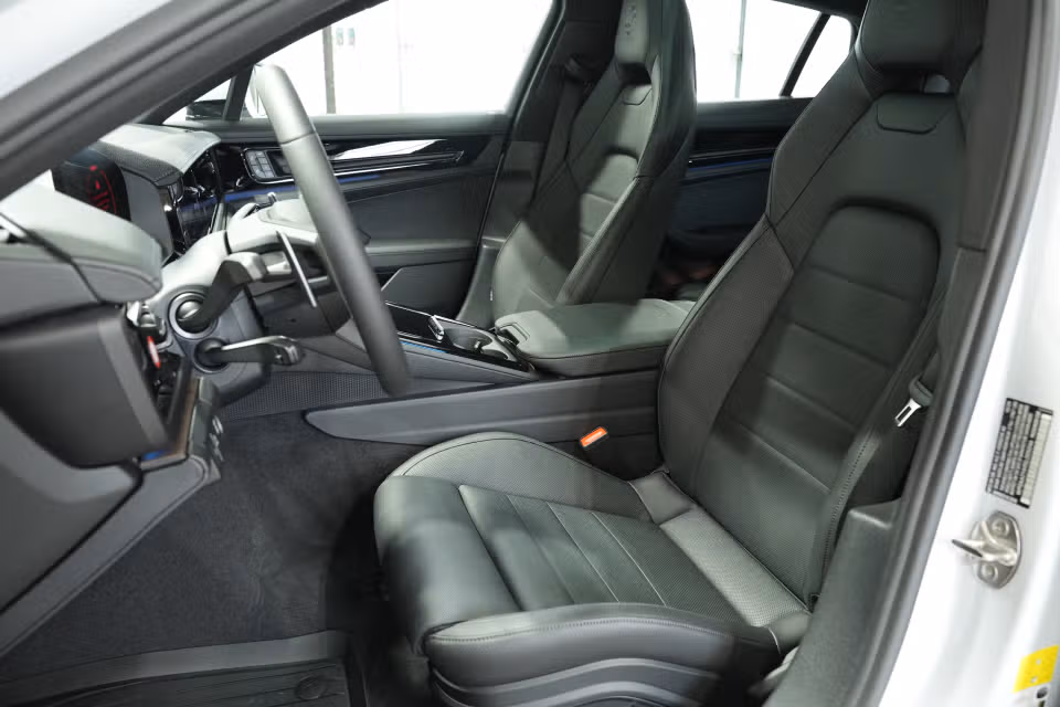 2025 Porsche Panamera Base - Photo 35