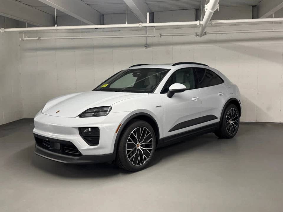 2026 Porsche Macan