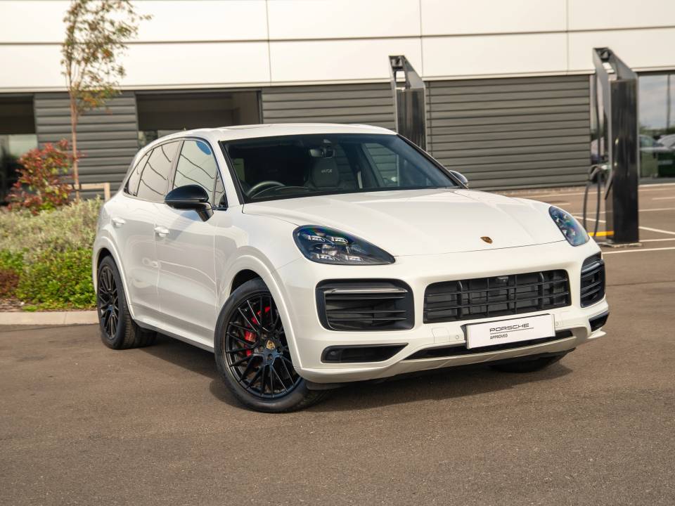 2022 Porsche Cayenne