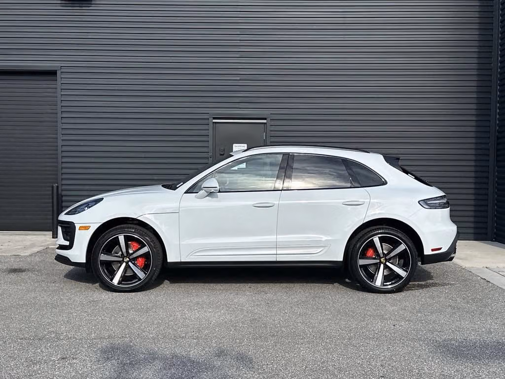 2026 Porsche Macan S - Photo 12