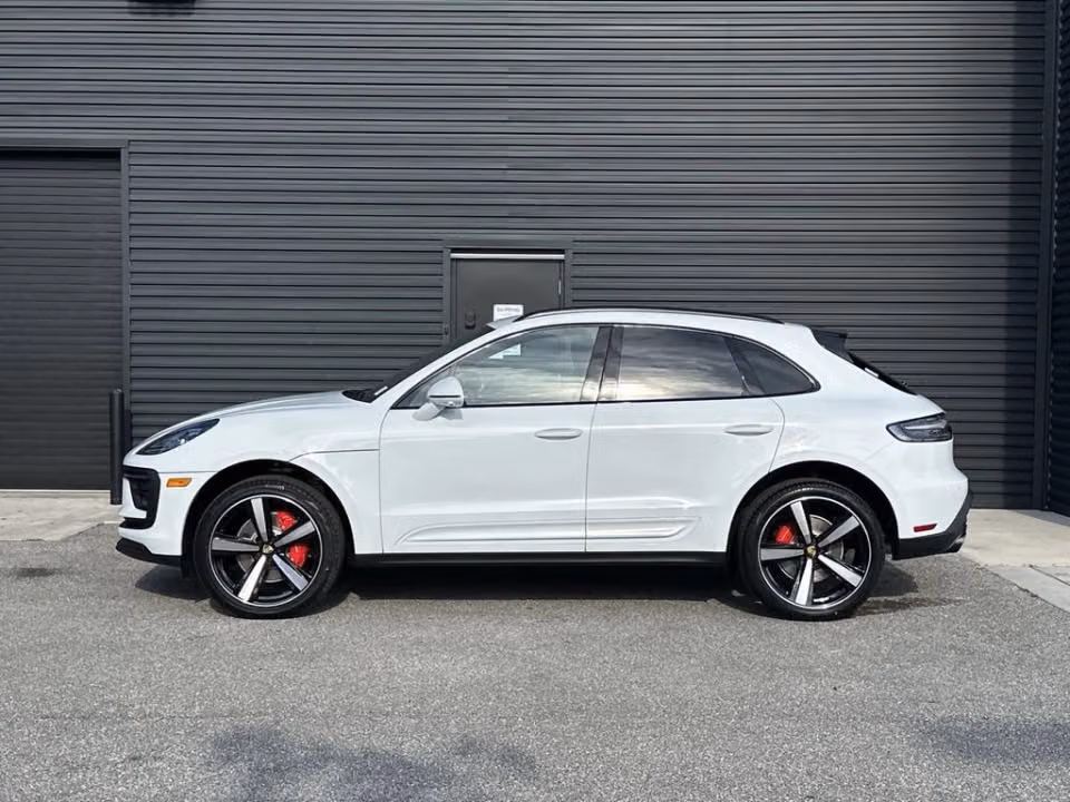 2026 Porsche Macan S - Photo 11