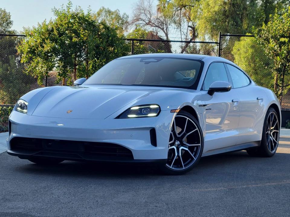 2026 Porsche Taycan