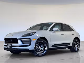 2025 Porsche Macan T's photo