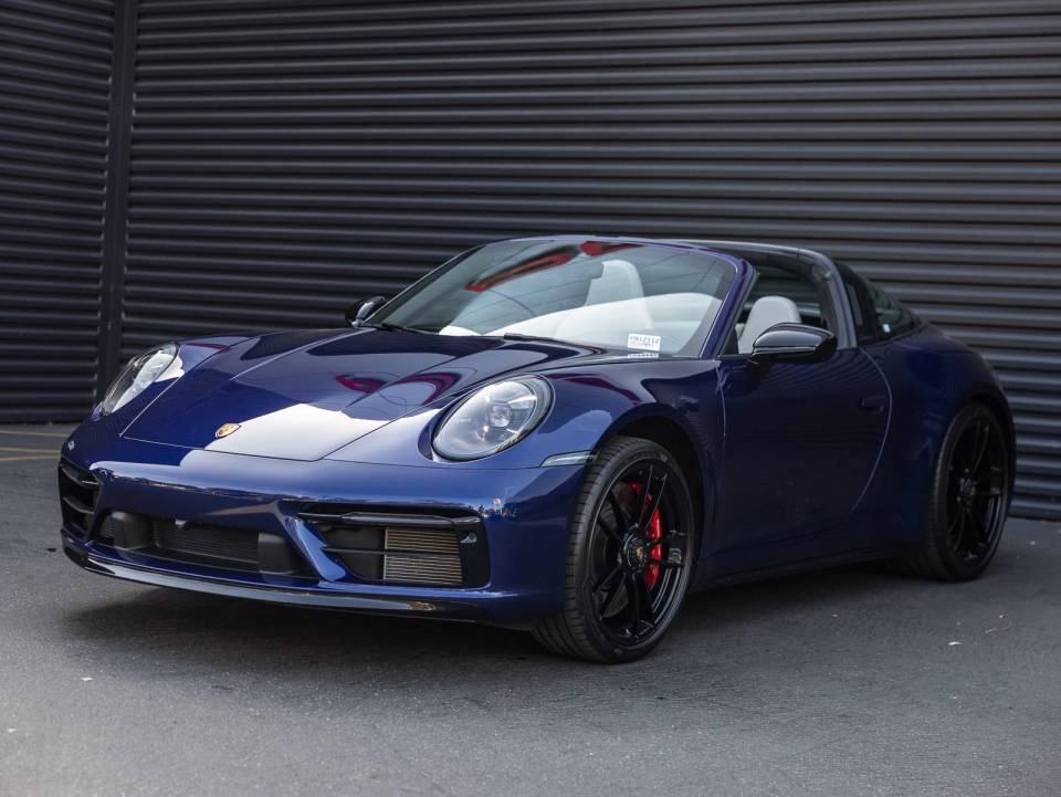 2024 Porsche 911 GTS