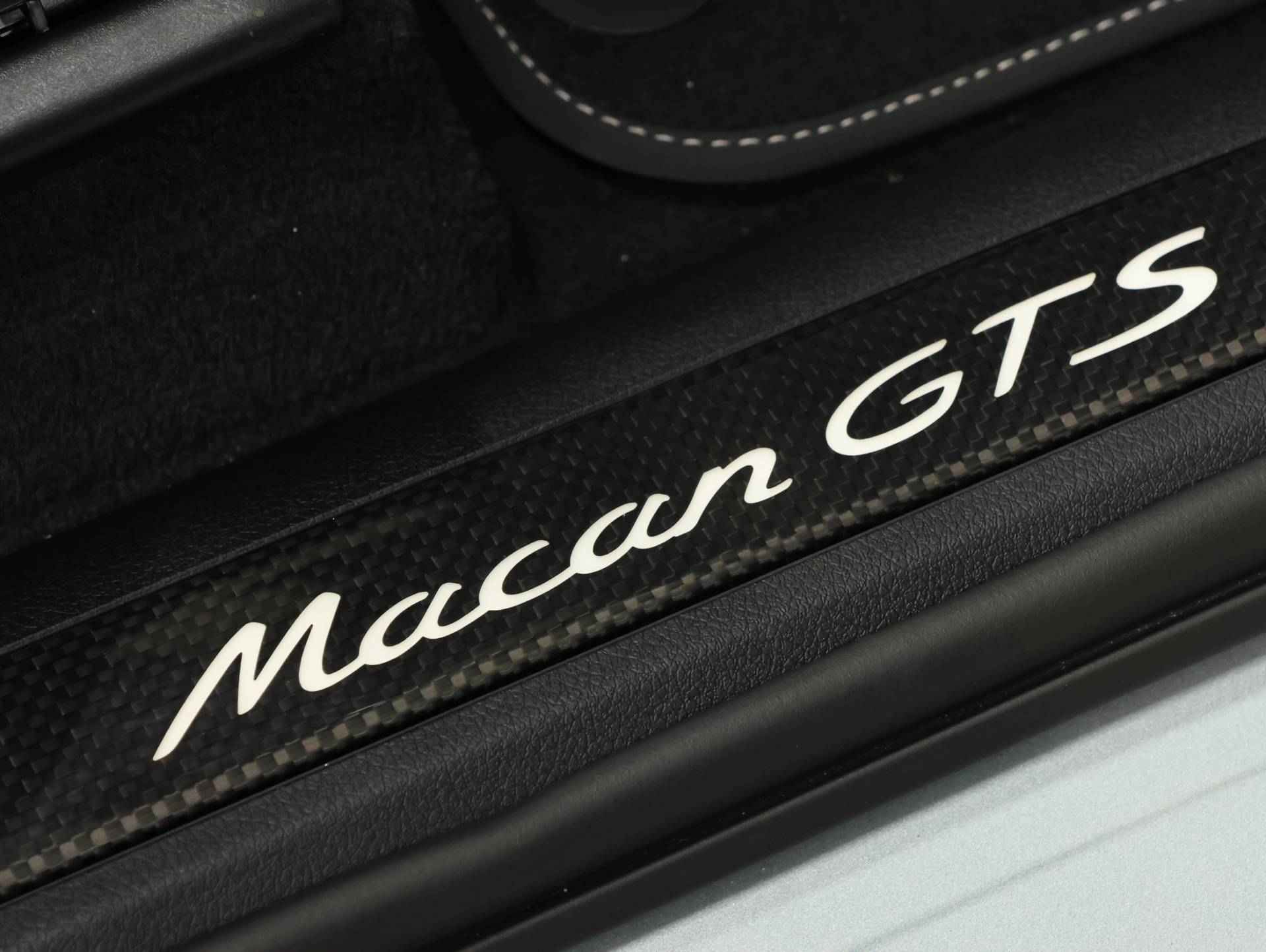 Macan GTS, photo 34 of 34