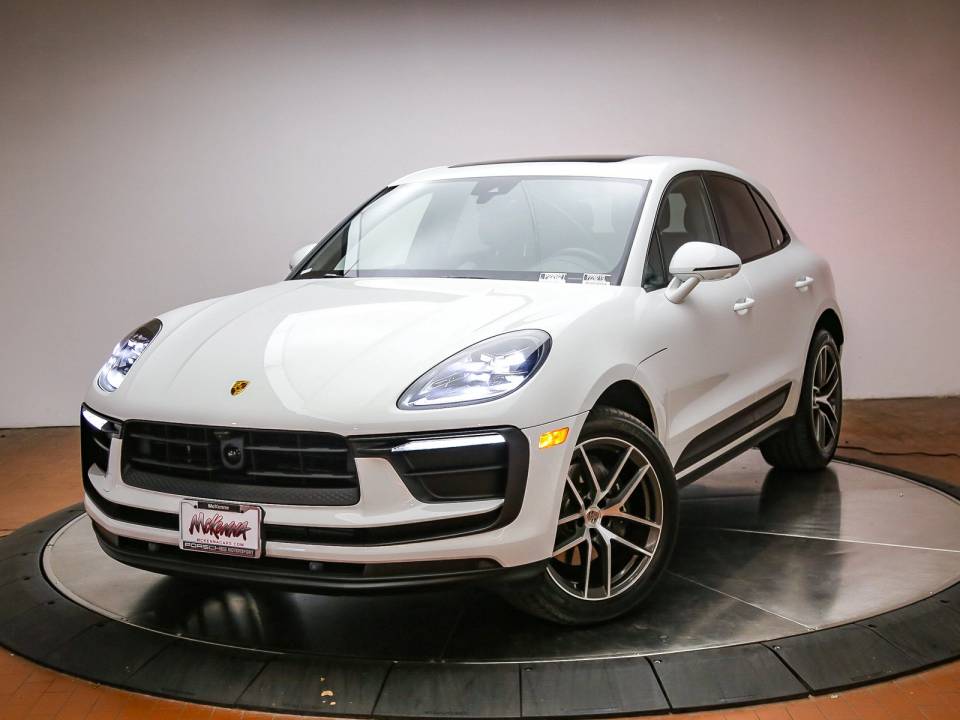 2026 Porsche Macan
