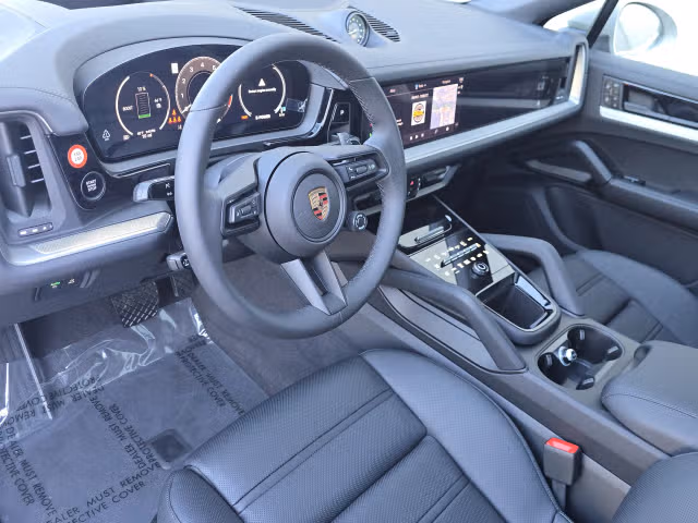 2026 Porsche Cayenne Coup E-Hybrid - Photo 26