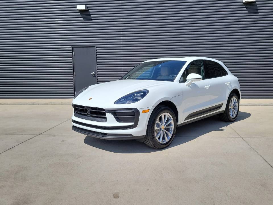 2026 Porsche Macan
