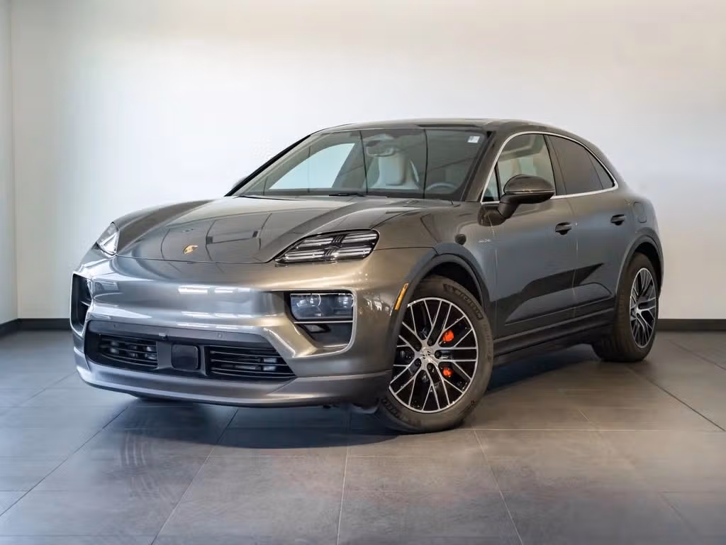 2025 Porsche Macan 4