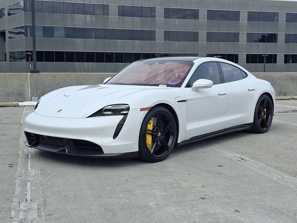 2022 Porsche Taycan Turbo S