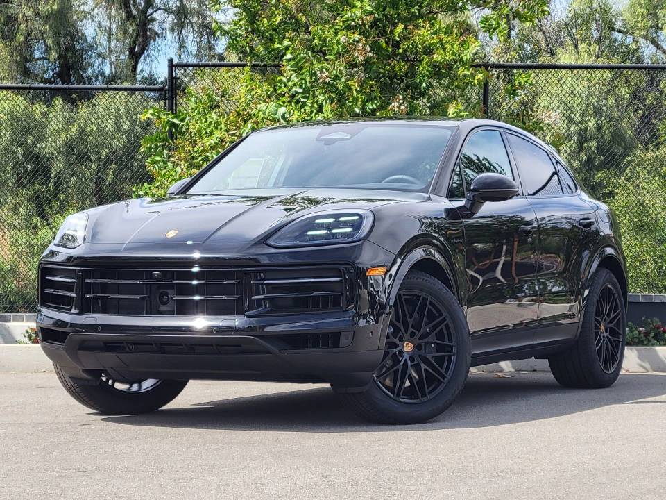 2026 Porsche Cayenne Coup E-Hybrid