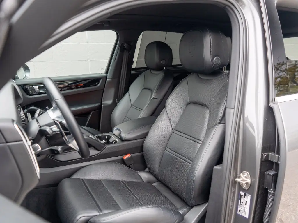 2023 Porsche Cayenne Base - Photo 40