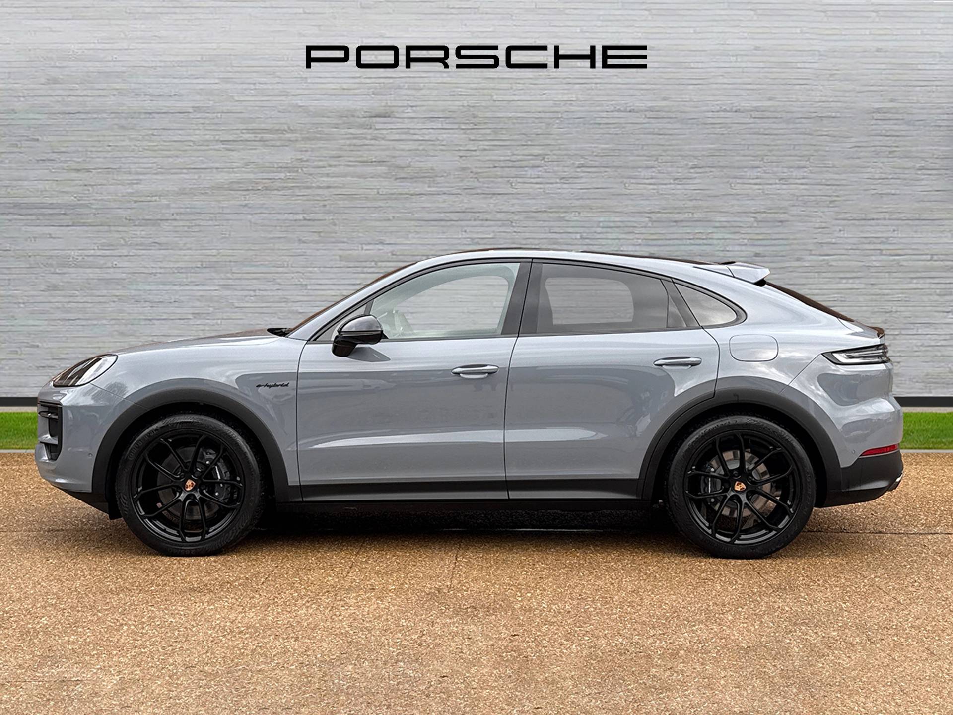 Cayenne E-Hybrid Coupé, photo 2 of 31