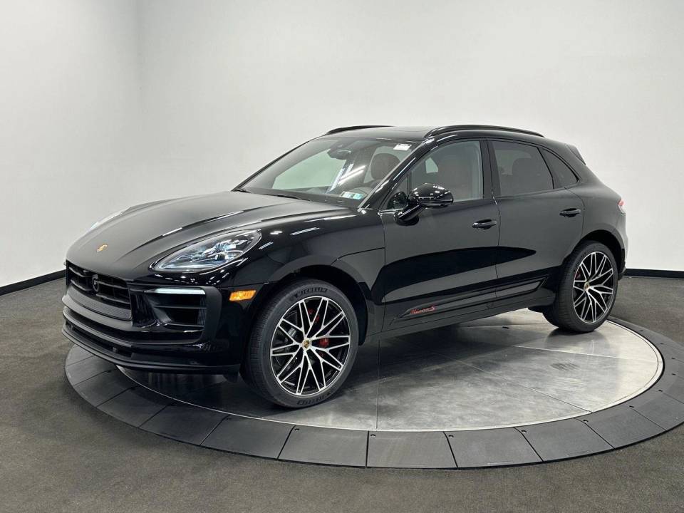 2026 Porsche Macan