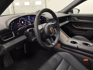 2026 Porsche Taycan S - Photo 25