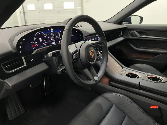 2026 Porsche Taycan S - Photo 30