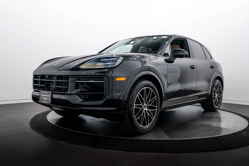 2026 Porsche Cayenne Base