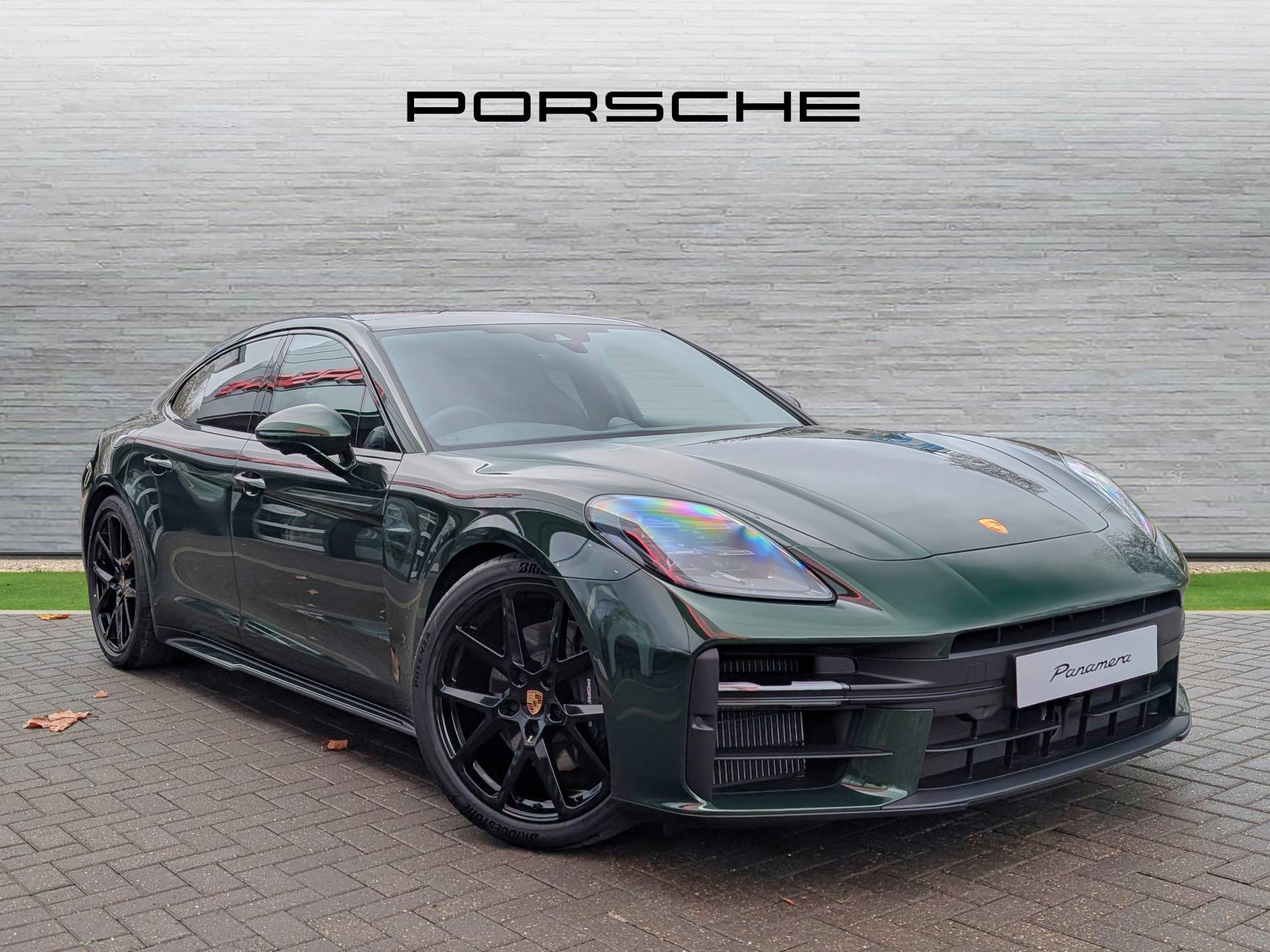 Panamera 4, photo 1 of 35