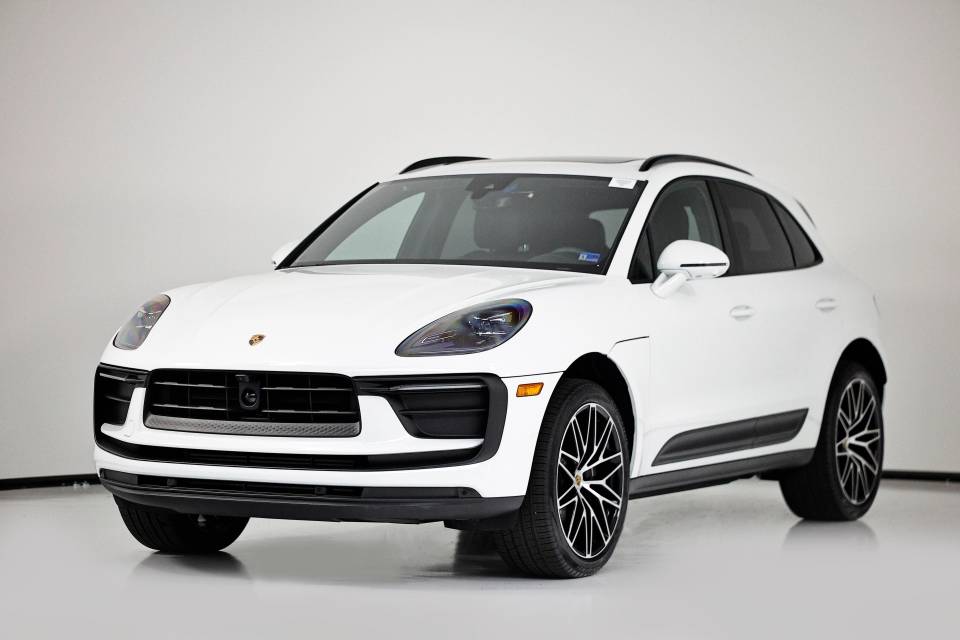 2026 Porsche Macan
