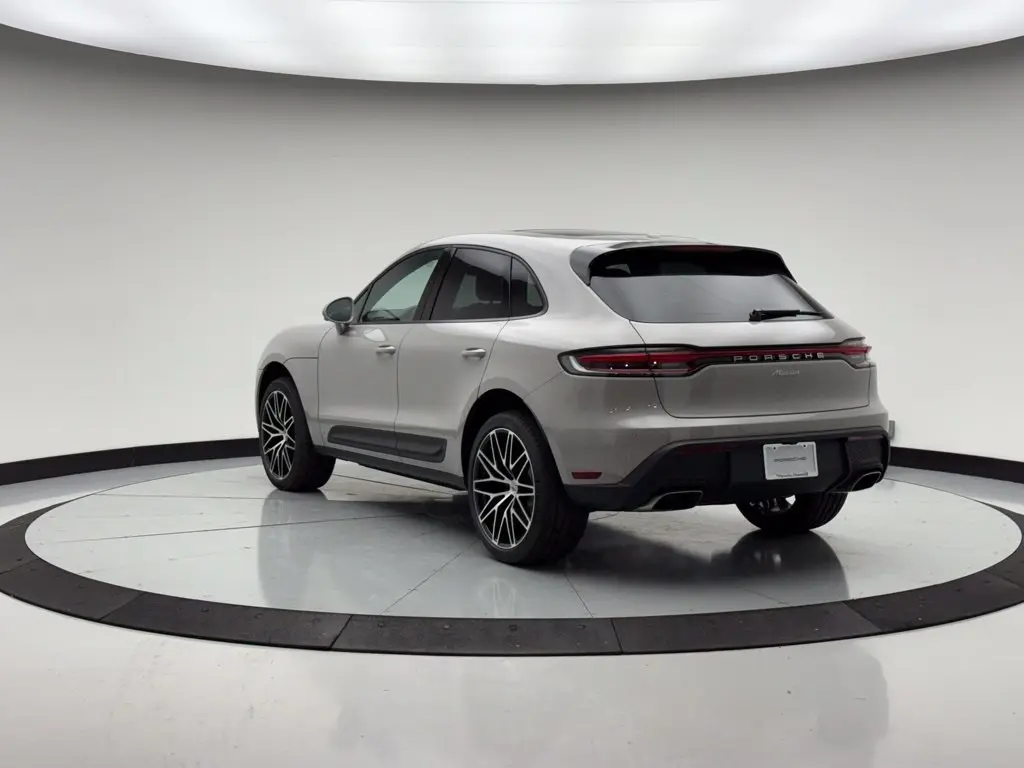 2026 Porsche Macan Base - Photo 24