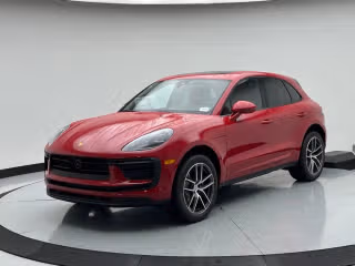 2026 Porsche Macan -'s photo