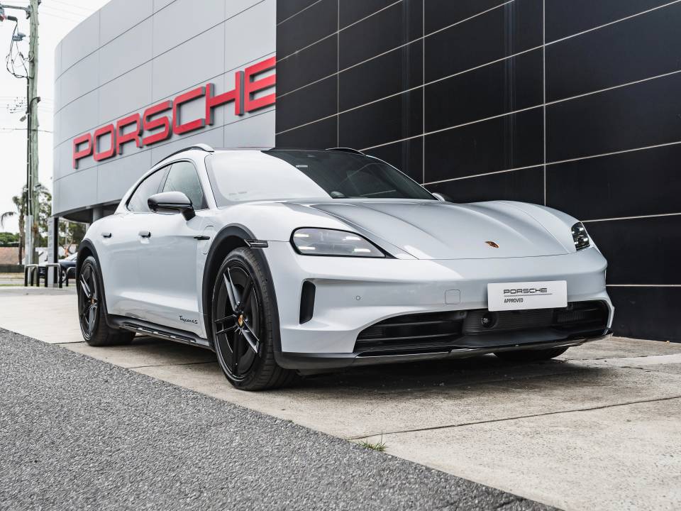 Used Porsche Taycan 4S Cross Turismo for sale at Porsche Centre Brighton