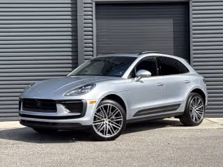 2026 Porsche Macan's photo