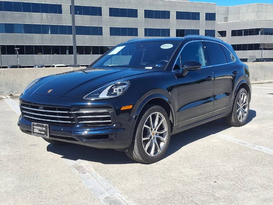 2022 Porsche Cayenne Base