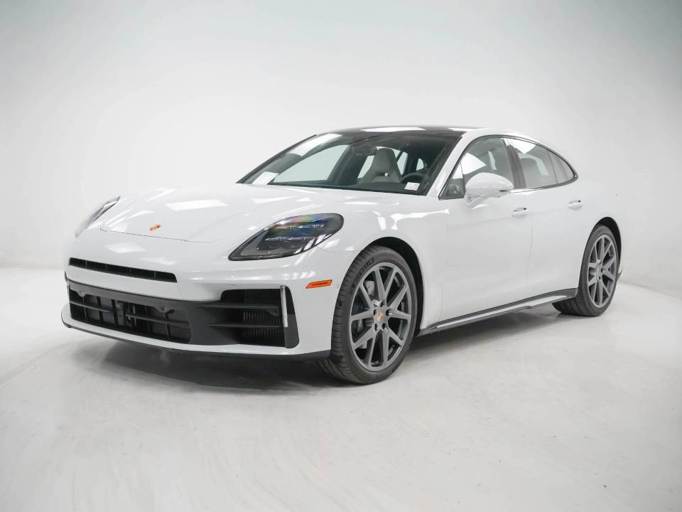 2026 Porsche Panamera