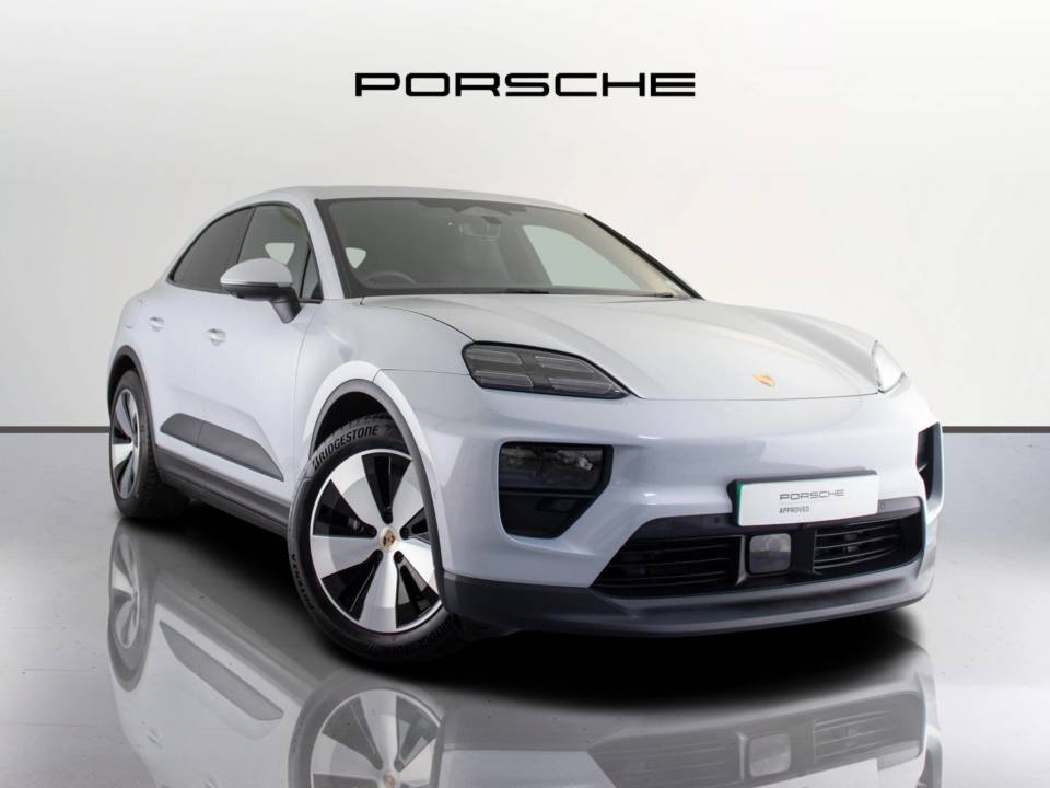 2025 Porsche Macan