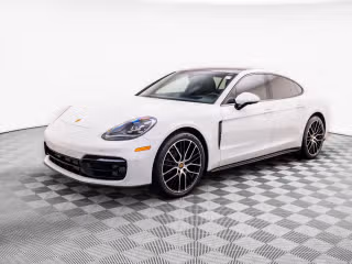 2021 Porsche Panamera 4's photo