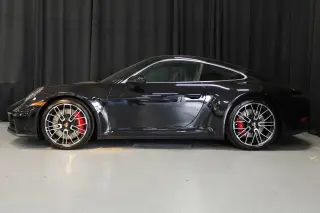 2026 Porsche 911 S - Photo 13