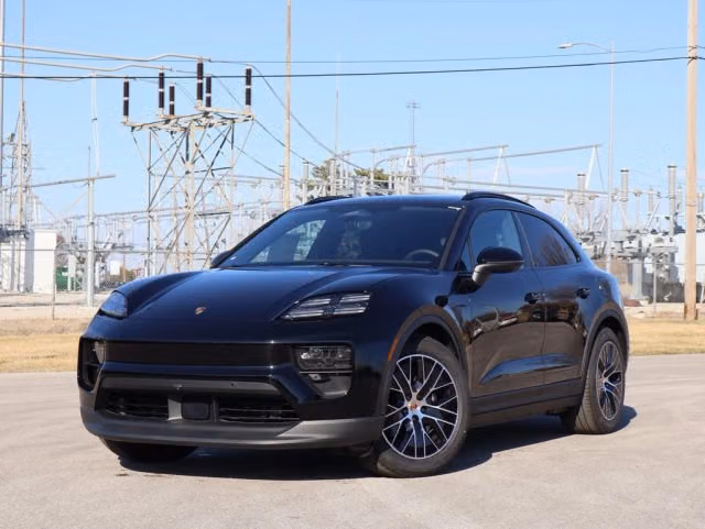 Used 2026 Porsche Macan Base with VIN WP1AA2XAXTL000159 for sale in Kansas City