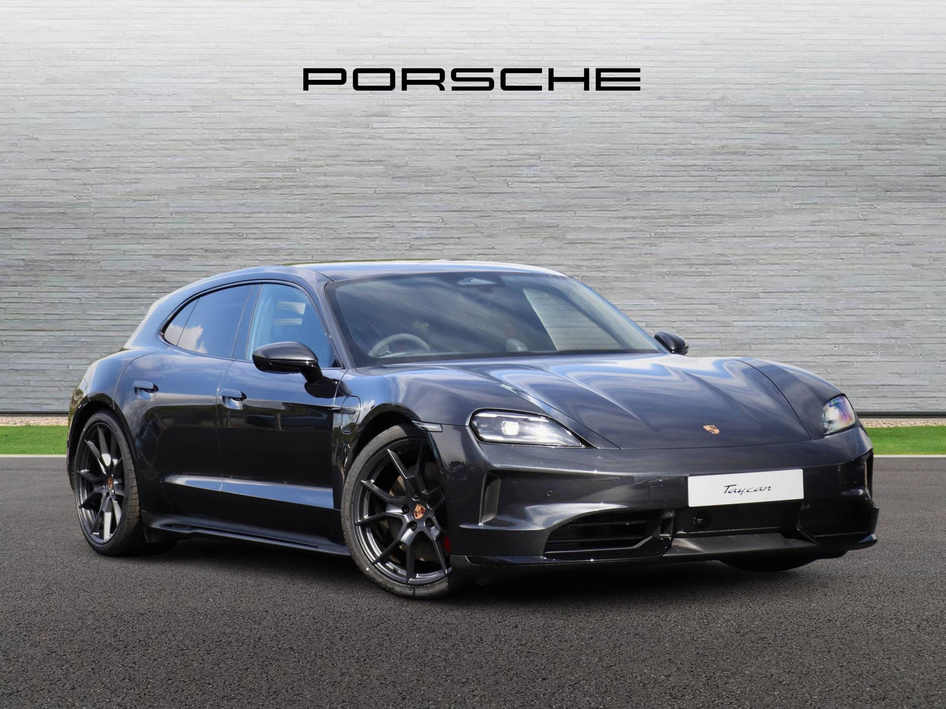 Taycan GTS Sport Turismo, photo 1 of 48
