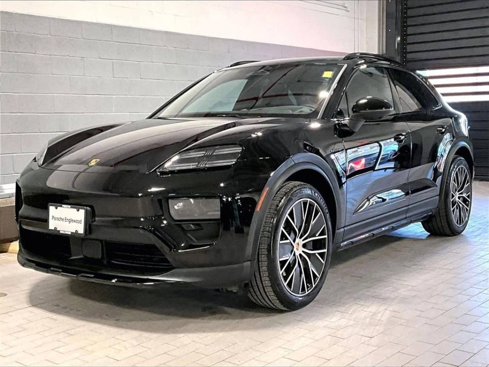 2025 Porsche Macan S