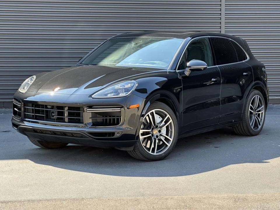 2023 Porsche Cayenne Turbo