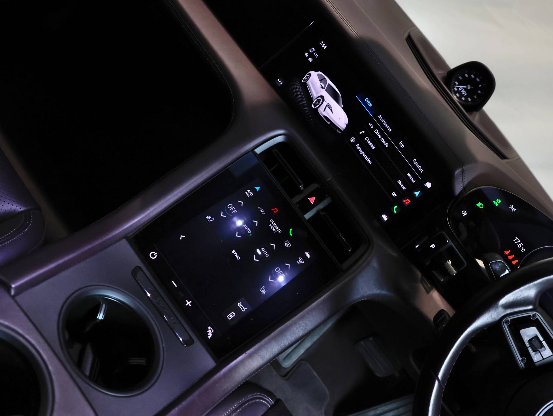 Taycan Sport Turismo, photo 44 of 44