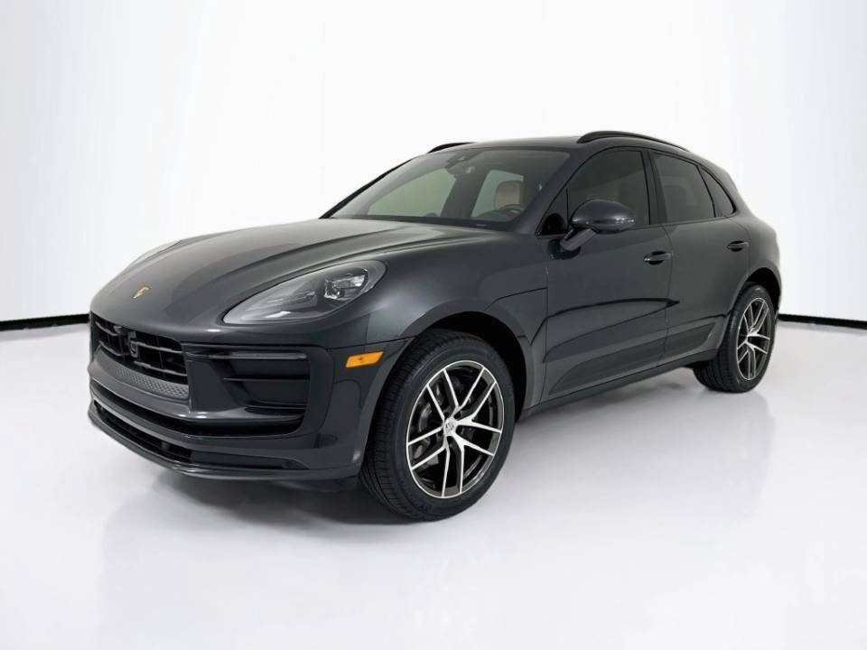 2026 Porsche Macan