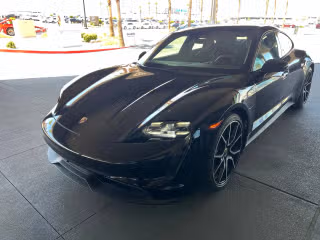 2023 Porsche Taycan -'s photo